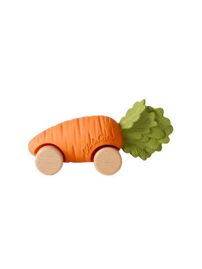 Pierwszy samochodzik z kauczuku Oli &amp; Carol BÉBÉ Concept 