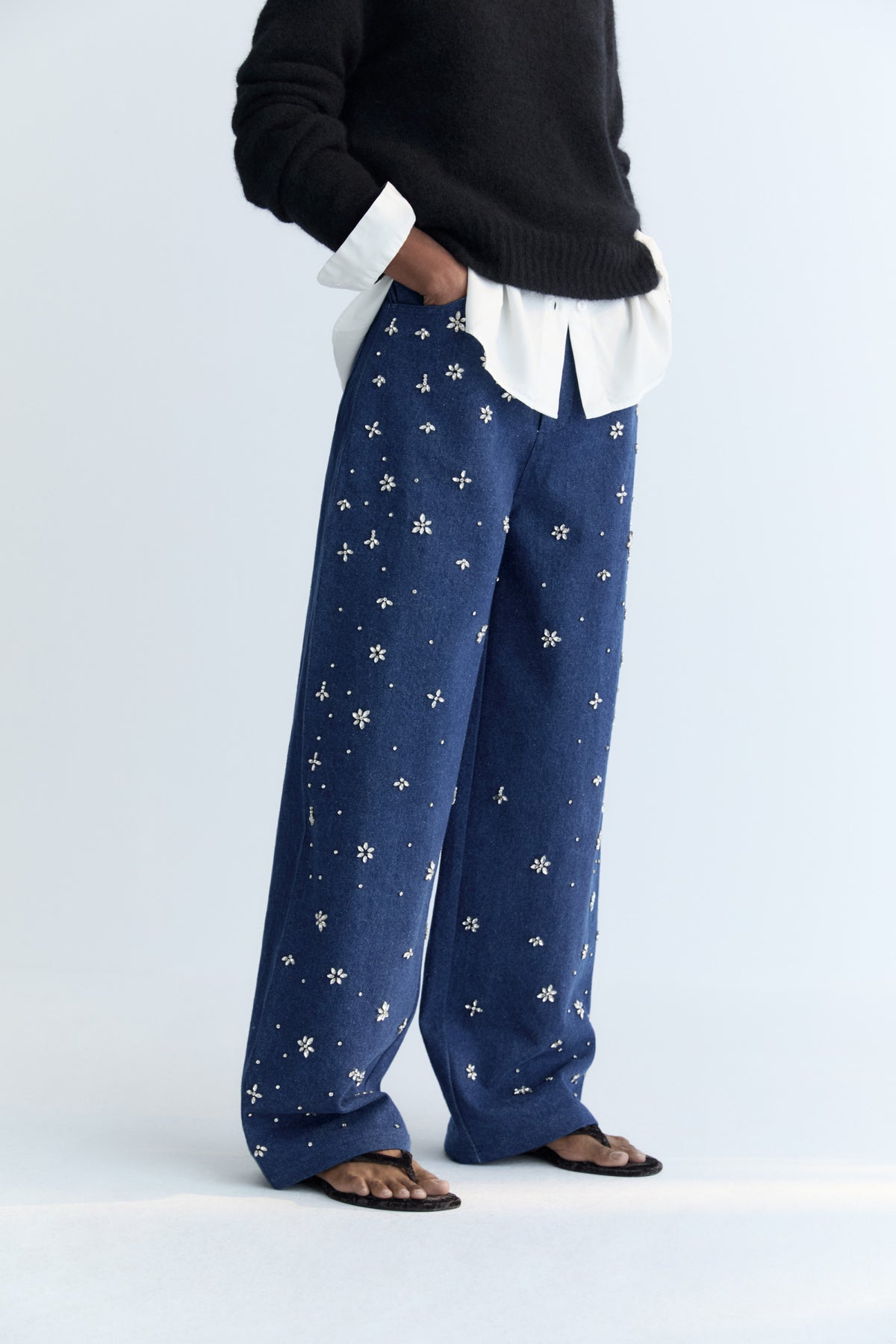 Spodnie denimowe zdobione kryształkami Lia Woman Pant BLUE DENIM