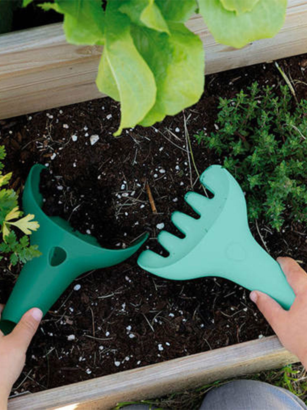 Zestaw łopatka + grabki Raki Quut BÉBÉ Concept 