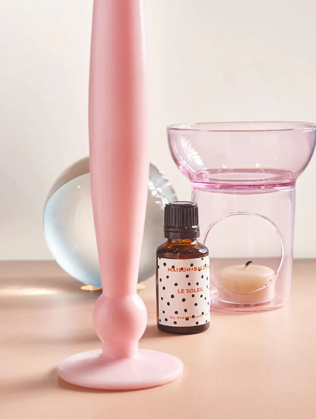 Szklany dyfuzor Essential Oil Burner Maison Balzac BEBE Concept 
