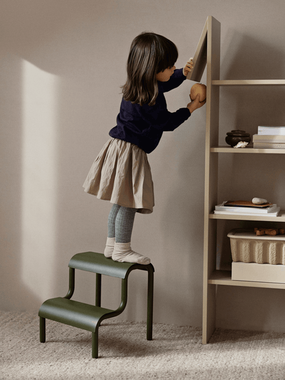 Stołek Up Step Stool Ferm Living BÉBÉ Concept 