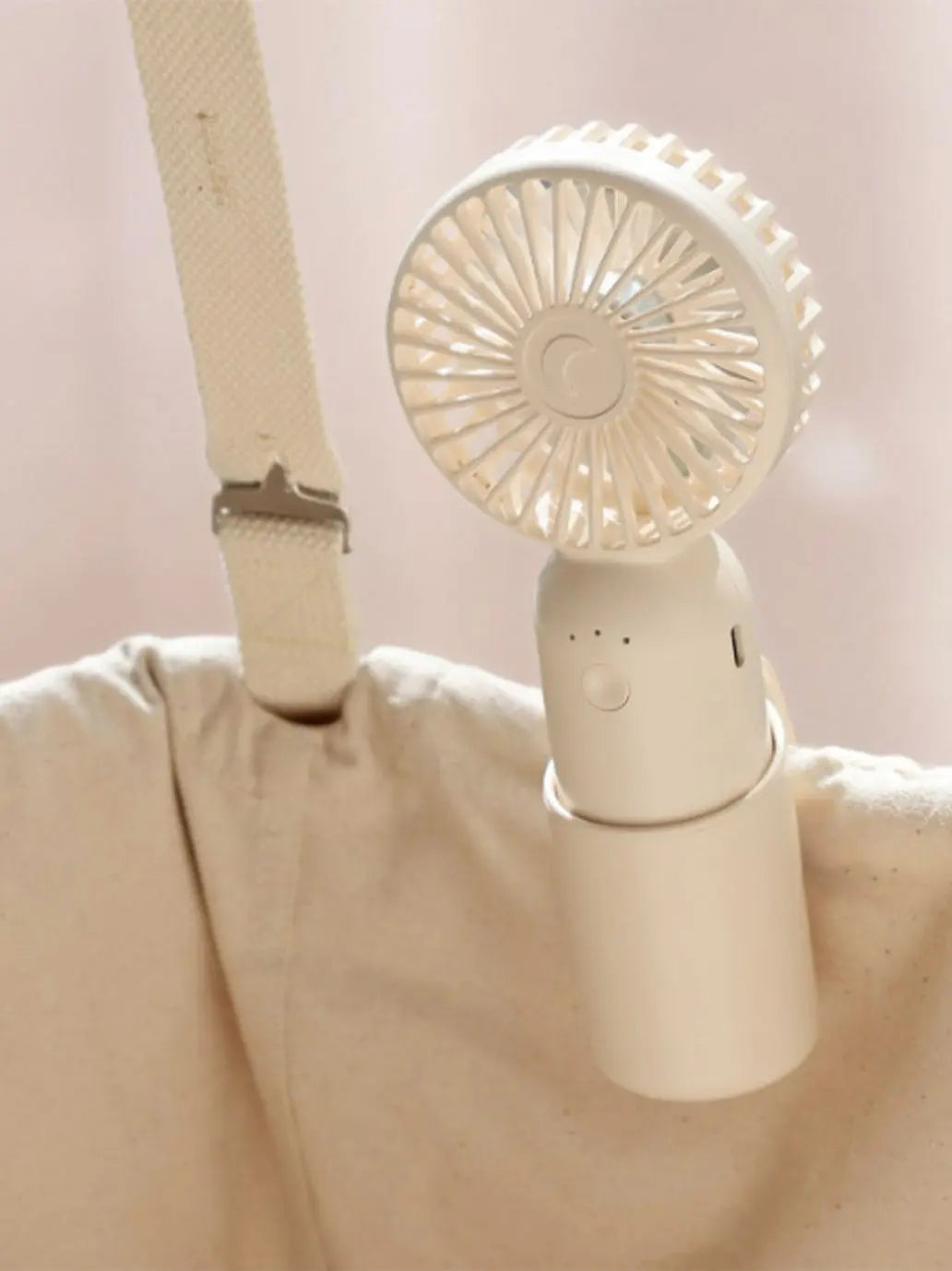 Przenośny wiatrak Mini Fan Moonboon BEBE Concept 