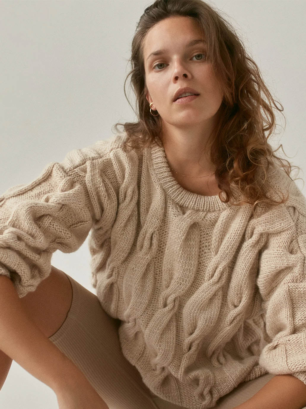 Sweter damski z wełny merino Swirl Mille Family BÉBÉ Concept