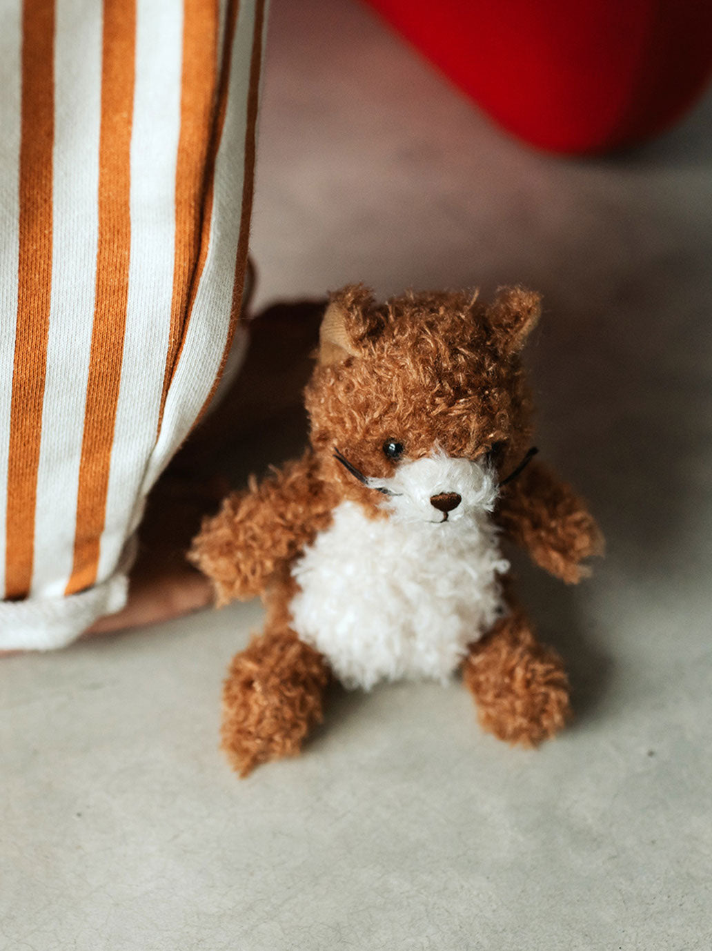 Mini przytulanka w ozdobnym pudełku B.T. CHAPS BÉBÉ Concept 