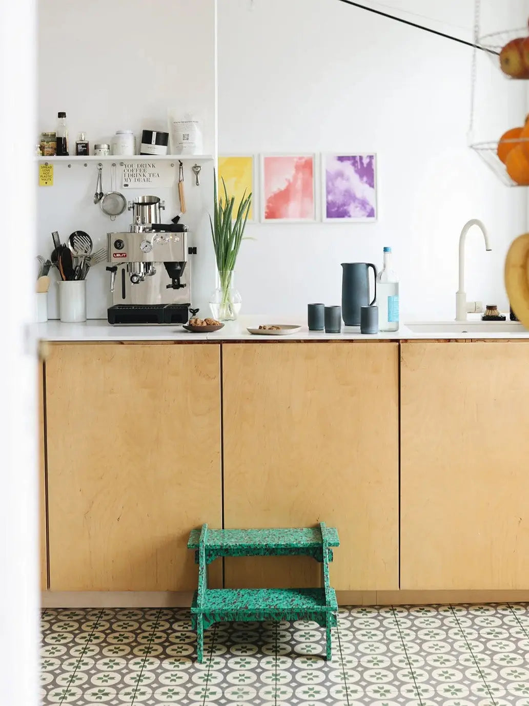 Podest z eko tworzywa M2N2 Helper Minimono BÉBÉ Concept 