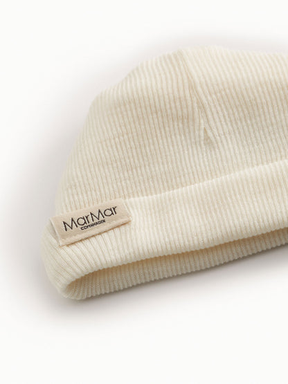 Czapeczka niemowlęca z merino Aiko Rib MarMar Copenhagen BÉBÉ Concept 