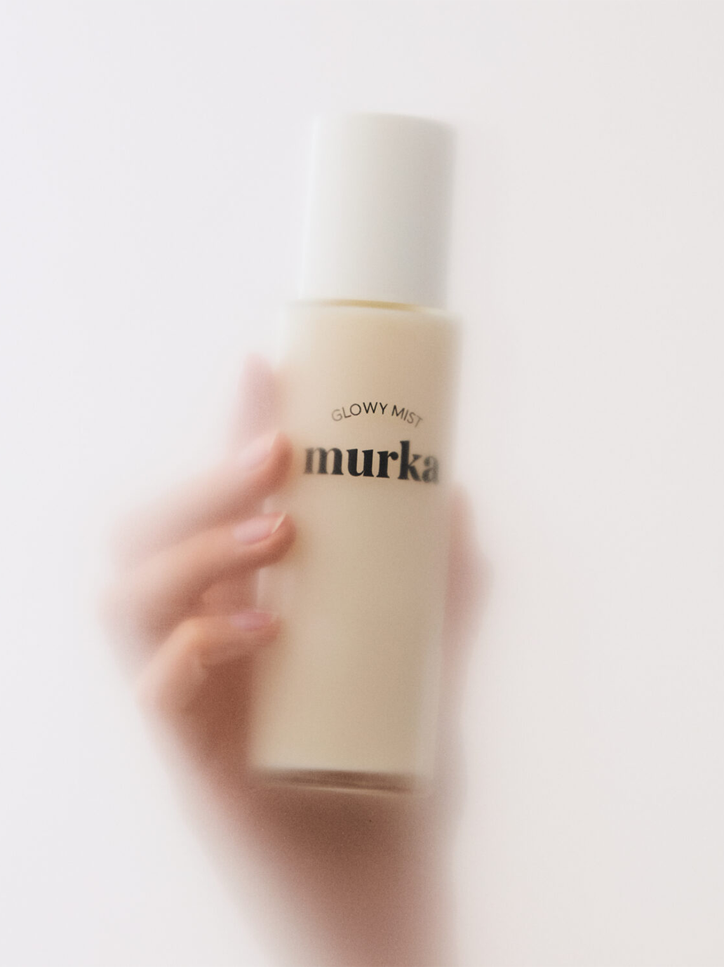 Tonizująco nawilżająca mgiełka do twarzy Glowy Mist 100 ML