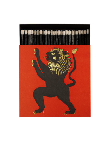 Luksusowe zapałki w ozdobnym pudełku LION
