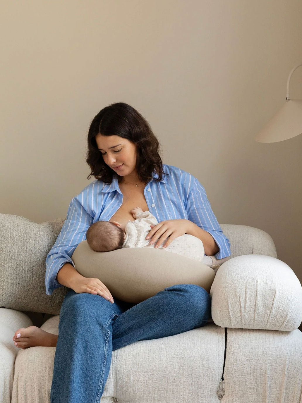 Poduszka do karmienia Nursing Pillow SEASHELL BEIGE