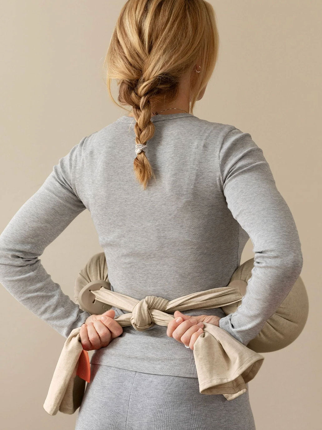 Poduszka do karmienia Nursing Pillow SEASHELL BEIGE