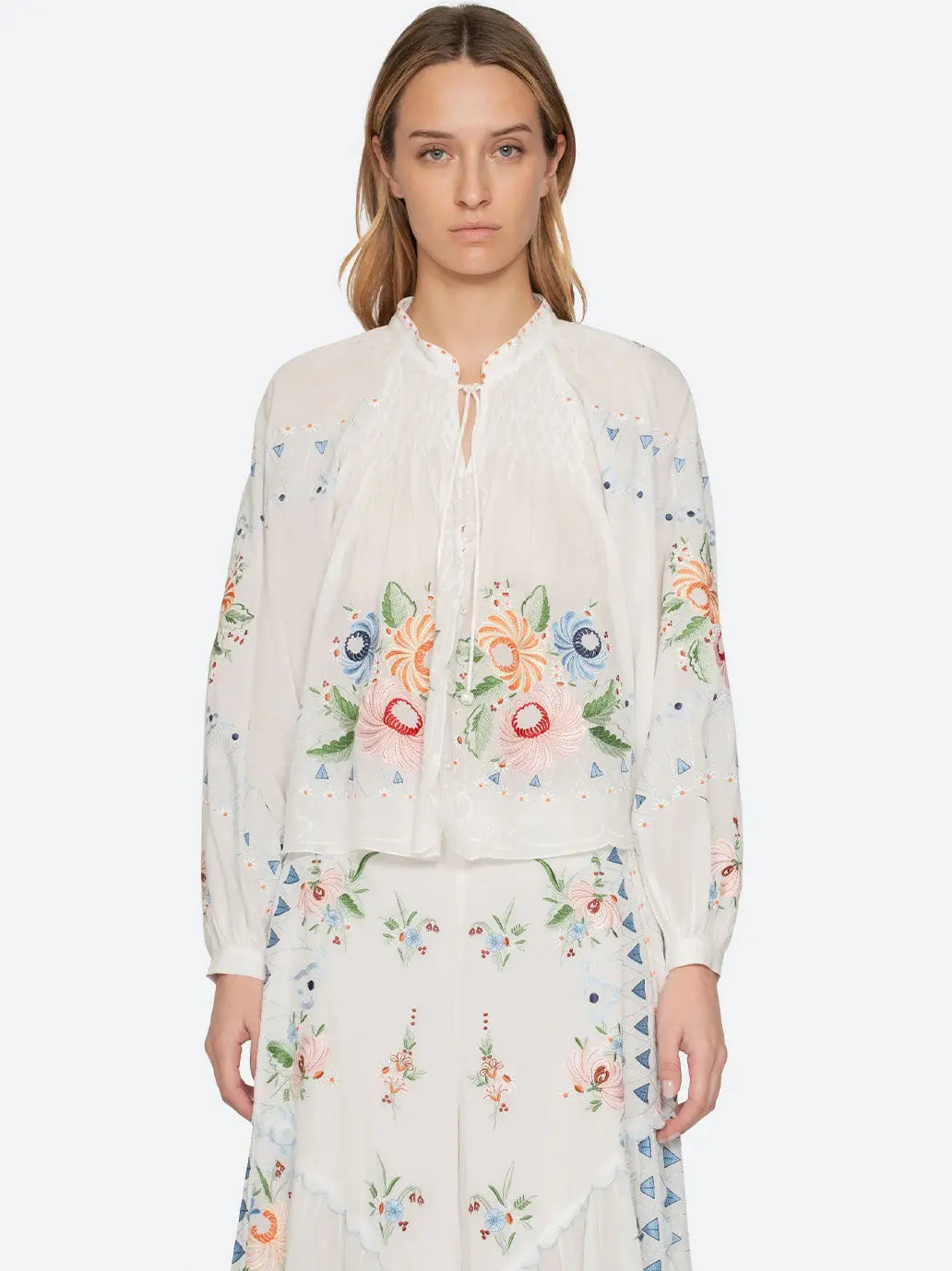 Serafina Embroidery Blouse CREAM