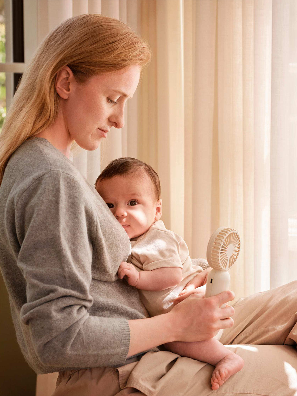 Przenośny wiatrak Mini Fan CREAM WHITE