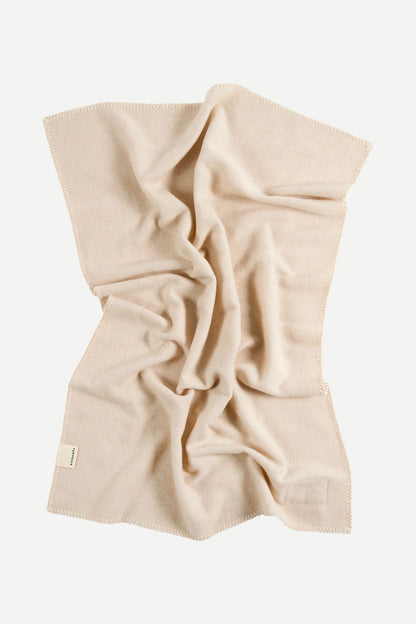 Kocyk z wełny merino Two-Tone Biniblanket CAMEL / ECRU
