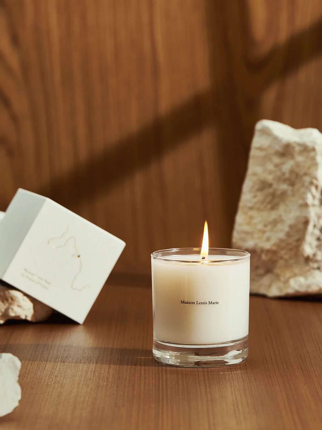 Naturalna świeca zapachowa Le Refuge d'Ernest Maison Louis Marie BÉBÉ Concept 