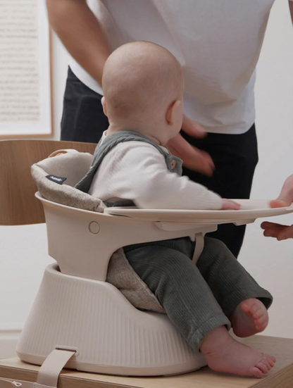 Krzesełko dla dziecka The Portable High Chair Hannie BÉBÉ Concept 