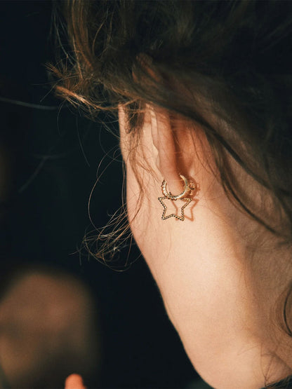 Złoty kolczyk Tangled Star Stud Earring Anna + Nina BÉBÉ Concept 