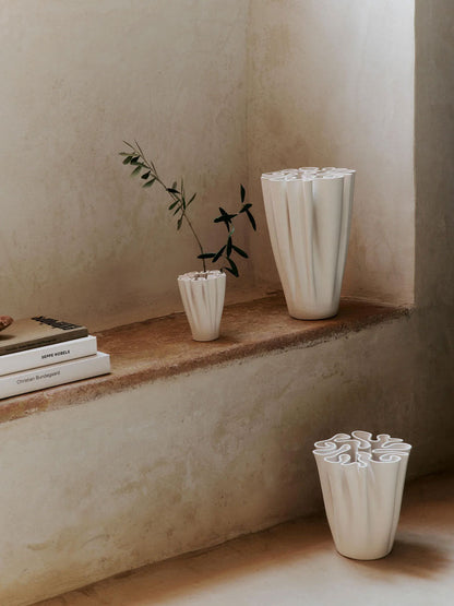 Ceramiczny wazon Dadali Vase Ferm Living BÉBÉ Concept 