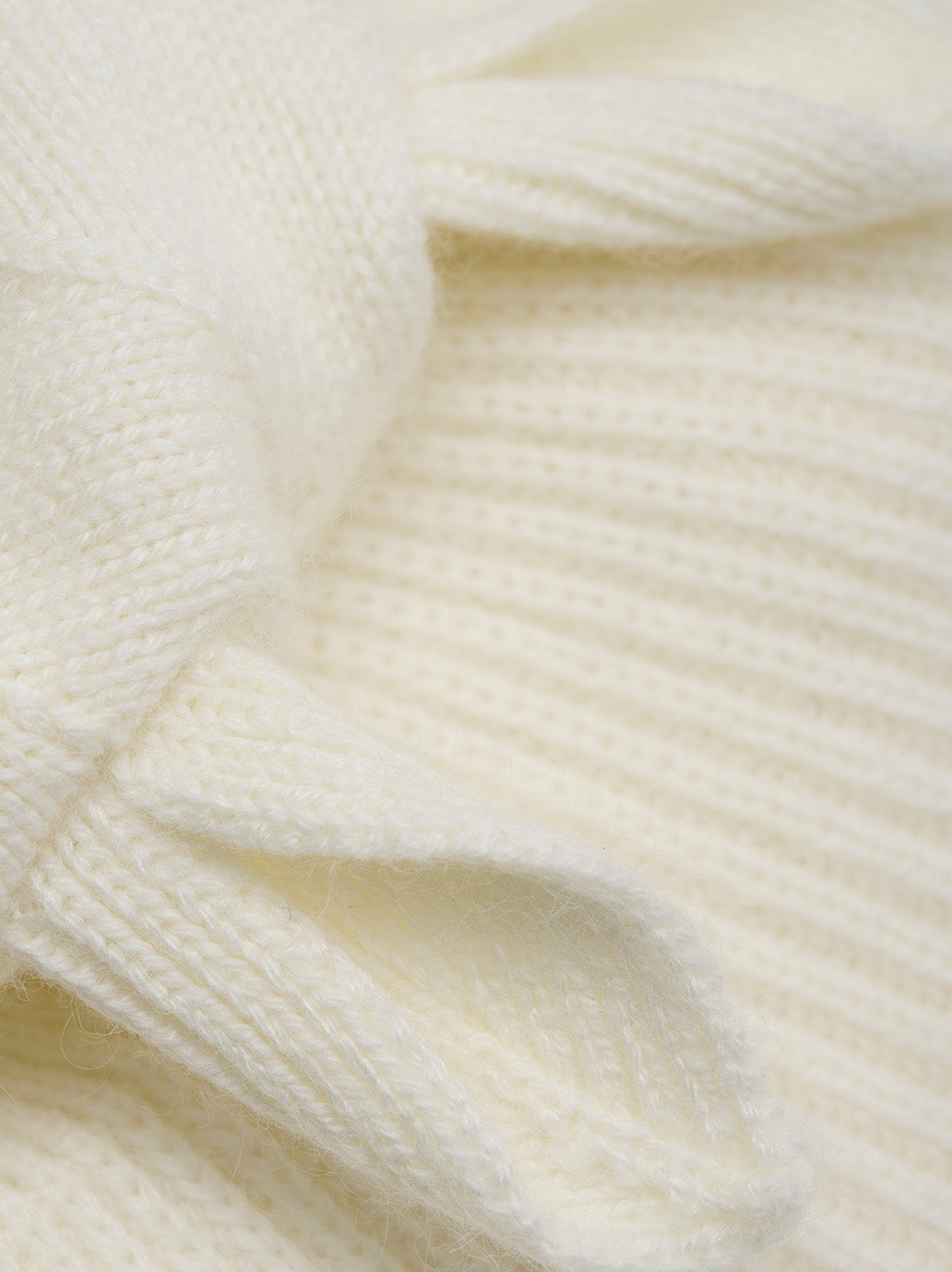 Kominiarka z wełny merino i kaszmiru Huttelihut BÉBÉ Concept 