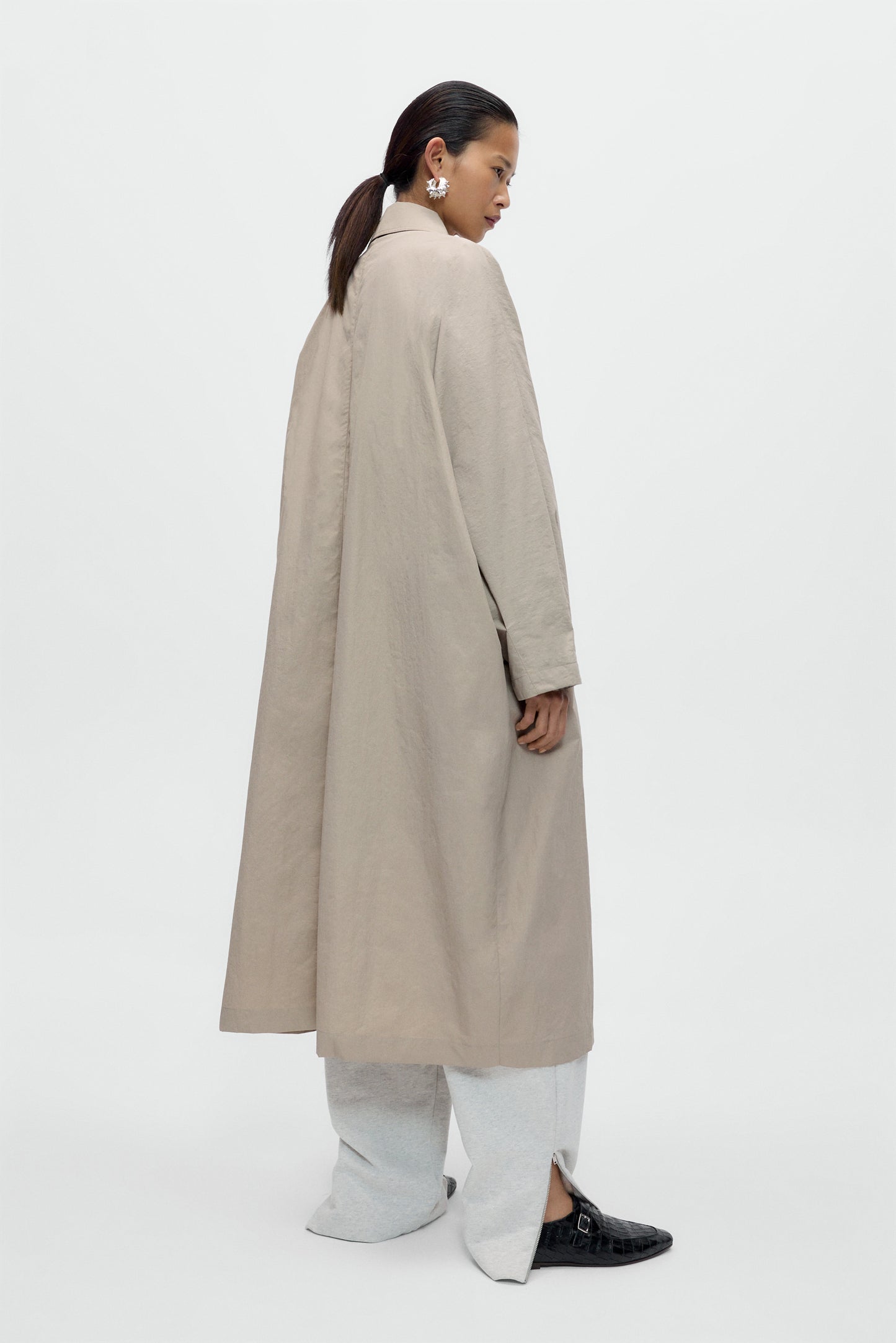 BATWING TRENCH