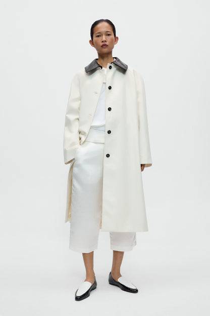 LEATHER COLLAR TRENCH COAT