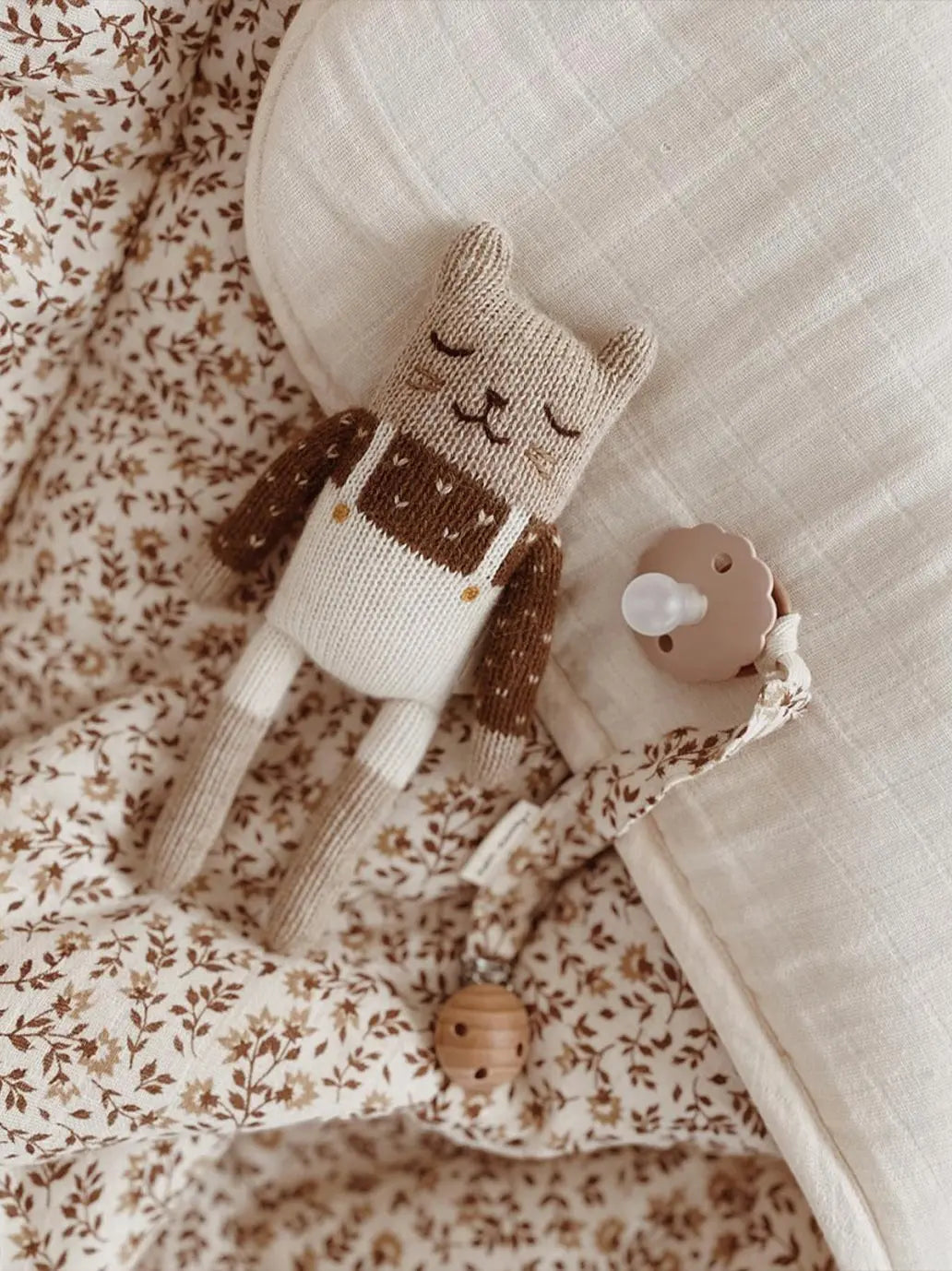 Miękka przytulanka z alpaki Main Sauvage BÉBÉ Concept 