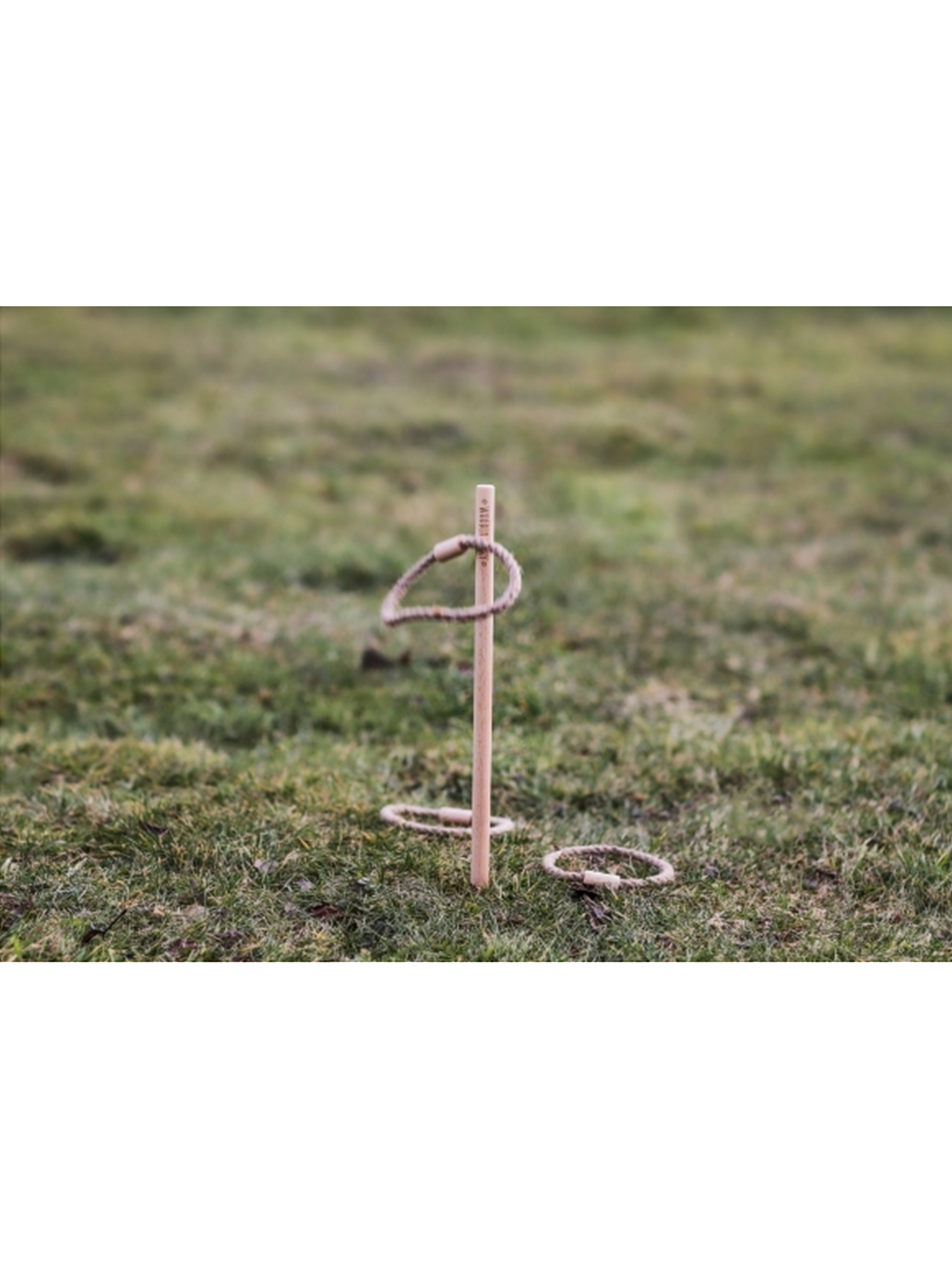 Drewniana gra ruchowa retro Loop Toss Wooden Story BÉBÉ Concept 