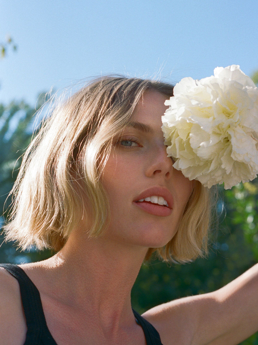 Spray do stylizacji włosów Air Thickening Spray RŌZ BÉBÉ Concept 