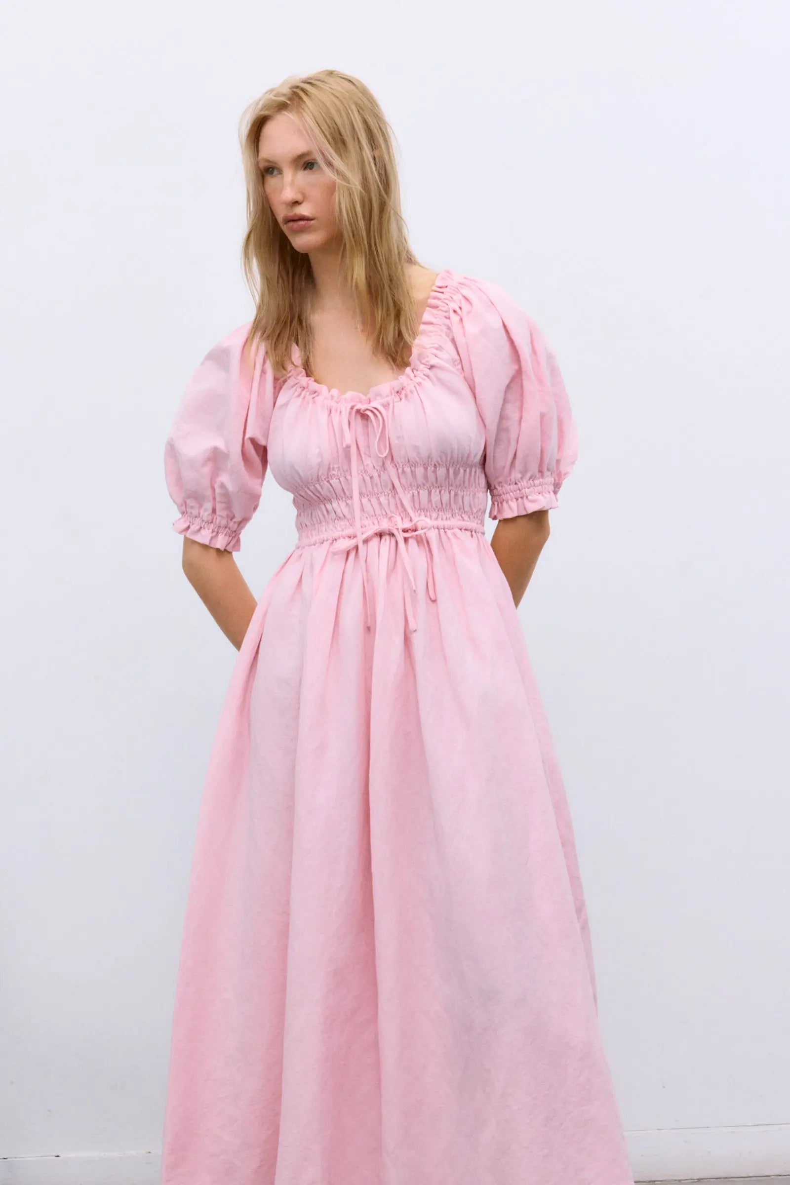 Amaryllis Woman Dress Fairy Tale The New Society BEBE Concept 