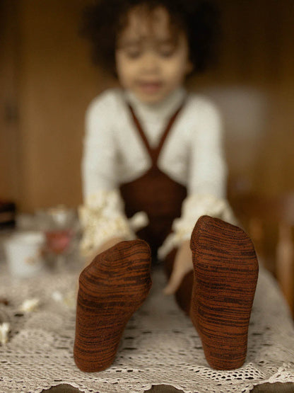 rajstopy z organicznej bawełny z szelkami w stylu vintage Silly Silas BÉBÉ Concept