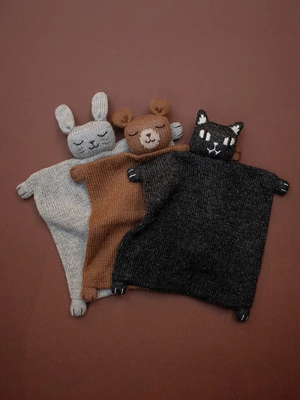 PIerwsza przytulanka Knitted Cuddle Cloth Main Sauvage BÉBÉ Concept 