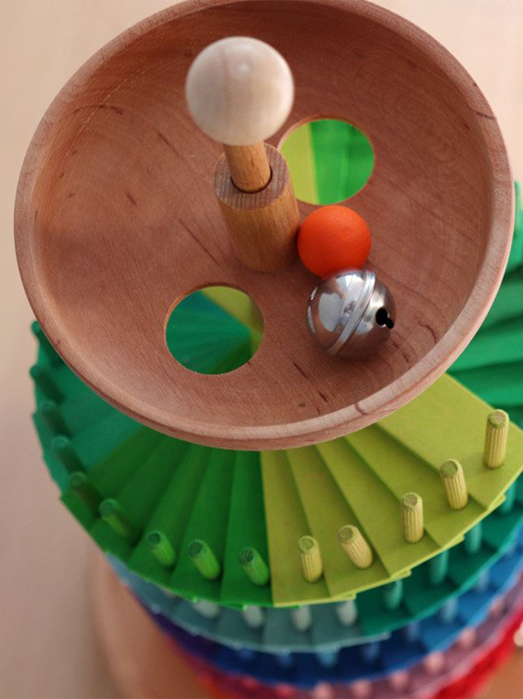 Drewniany kulodrom z dzwoneczkami Grimm&#39;s BÉBÉ Concept