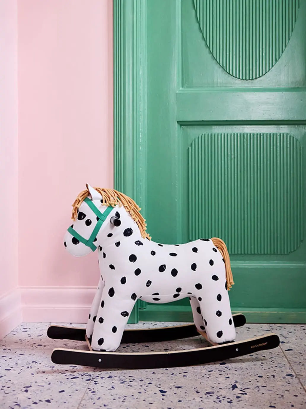 Koń na biegunach Kids Concept BÉBÉ Concept 