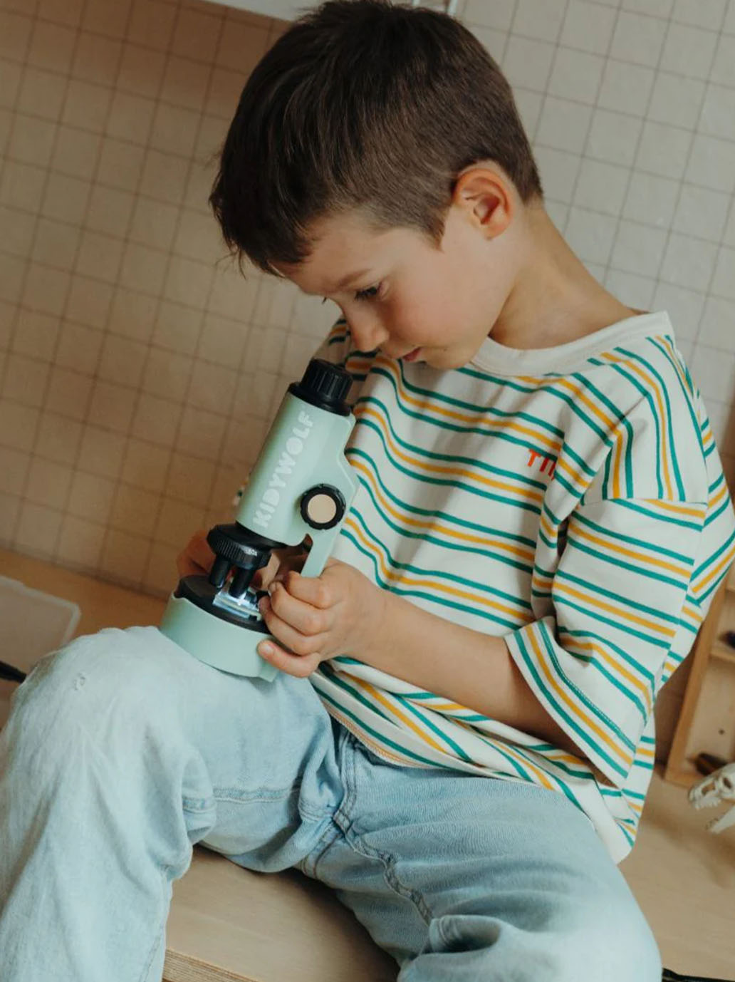 Przenośny mikroskop Kidywolf BÉBÉ Concept 