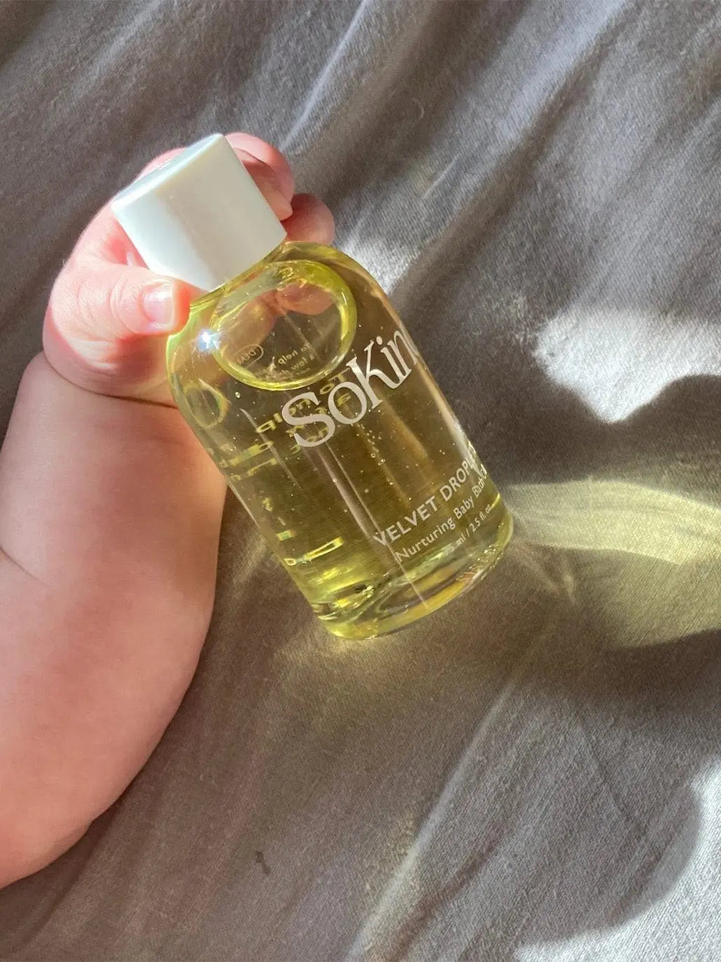 OUTLET Natłuszczające krople do kąpieli dla niemowląt Velvet Droplets bébé concept BÉBÉ Concept 