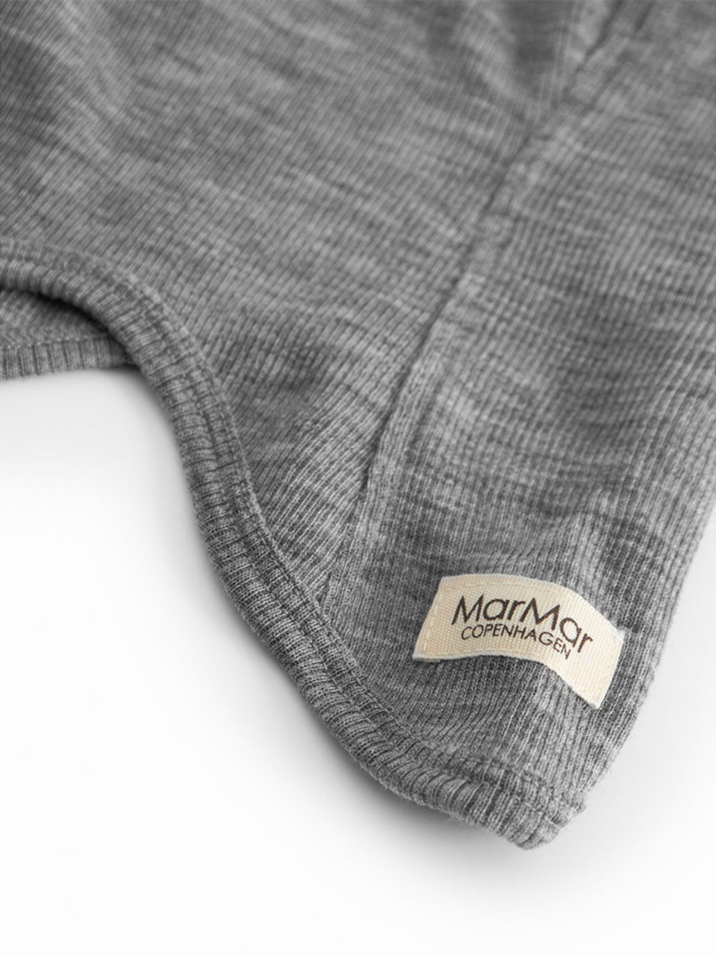 Kominiarka niemowlęca merino Balaclava Rib MarMar Copenhagen BÉBÉ Concept 