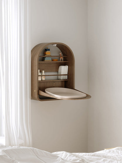 Składany stół do przewijania Kai Wall Changing Table Kas Kopenhagen BÉBÉ Concept 