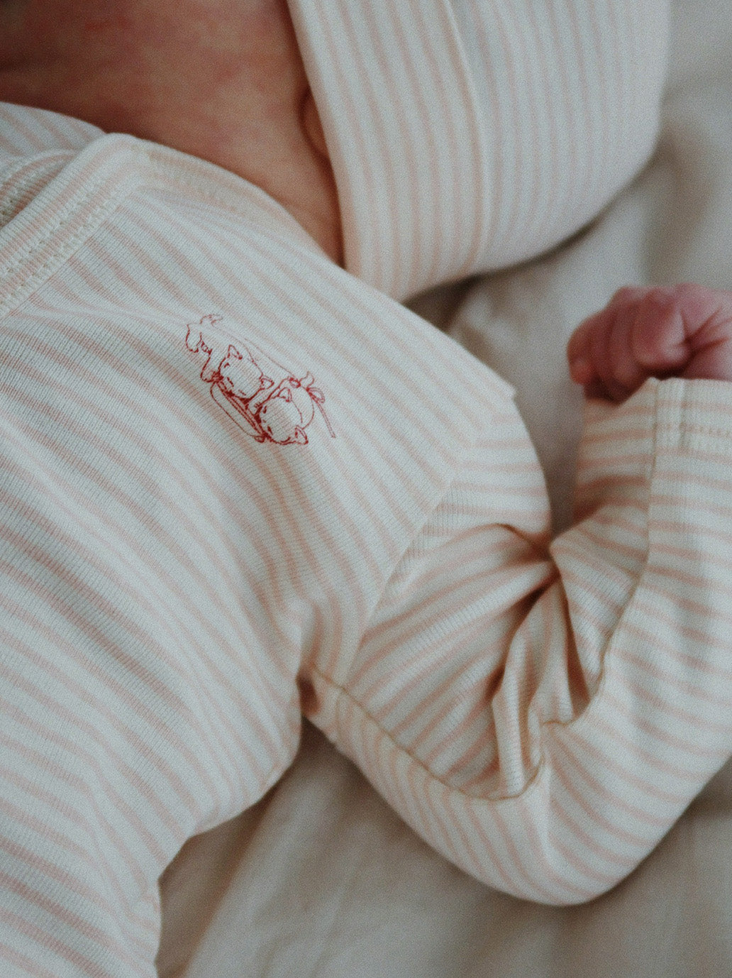 Fanga Fio onesie