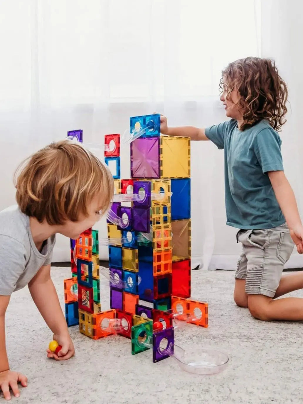 Klocki magnetyczne kulodrom Rainbow Ball Run Pack Connetix BÉBÉ Concept 