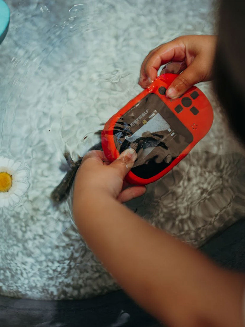 Wodoodporny aparat cyfrowy dla dzieci Kidycam Kidywolf BÉBÉ Concept 