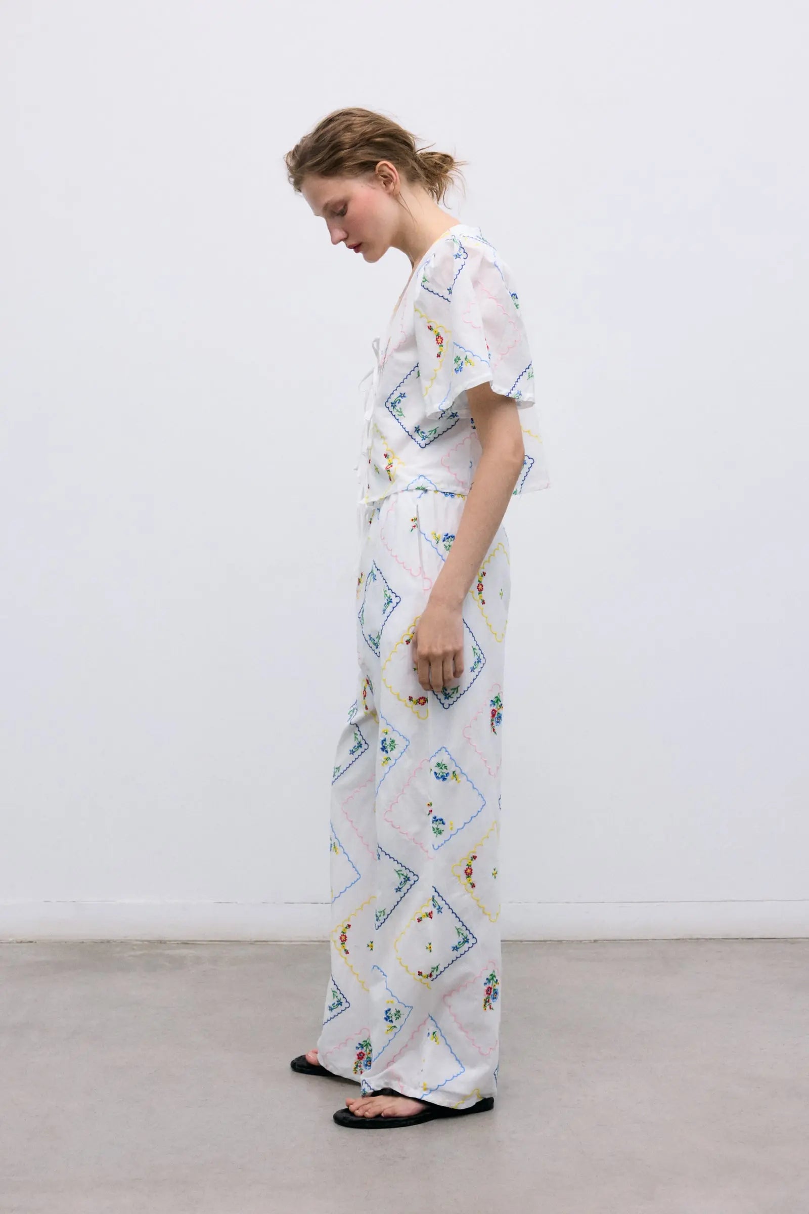 Jacinthe Woman Pant Multicolor Embroidery The New Society BEBE Concept 