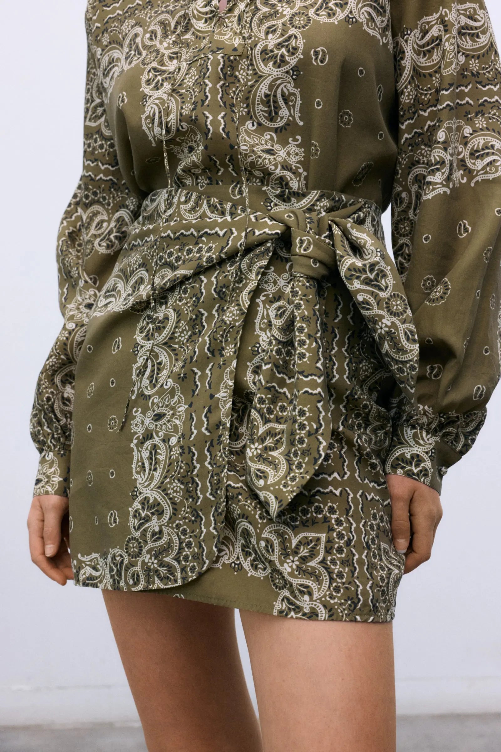 Waterlily Woman Skirt Bandana Print The New Society BEBE Concept 